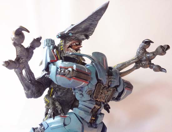 NECAパシフィックリムのフィギュア「ナイフヘッド NECAパシフィックリムのフィギュア「ナイフヘッド